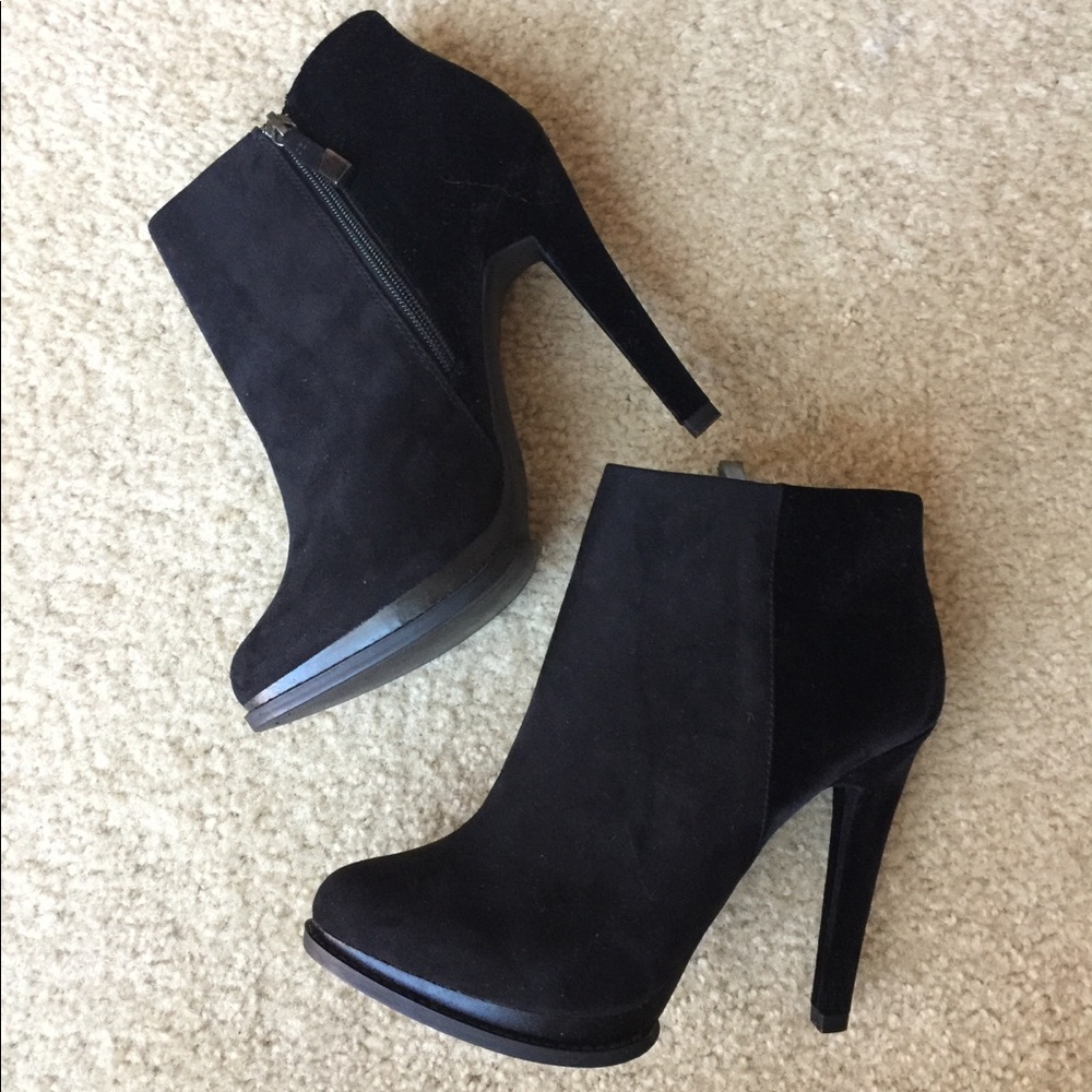 Zara Heeled Velvet and Suede Booties